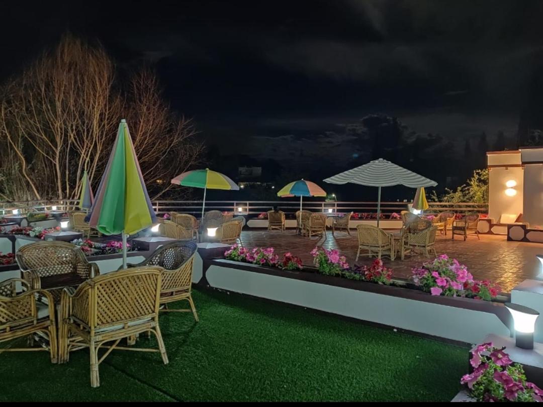 Hotel Asia Лех Екстер'єр фото